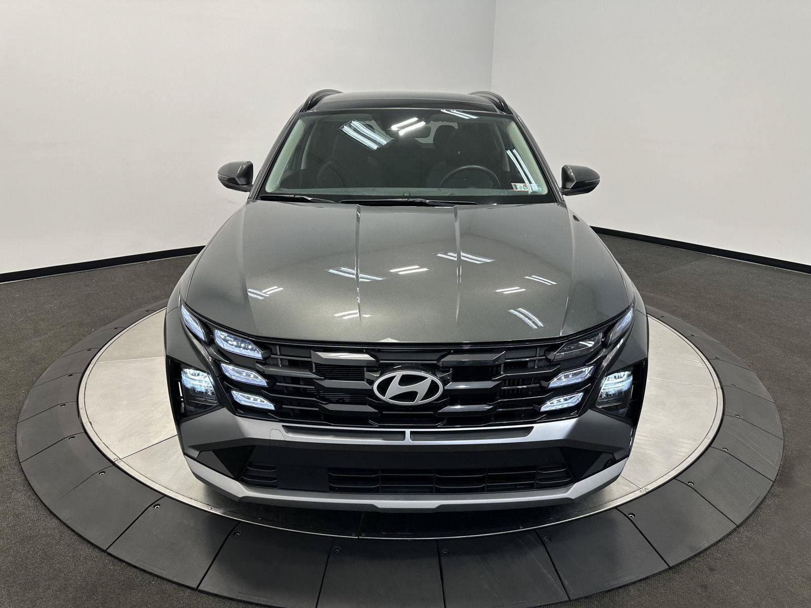Certified 2025 Hyundai Tucson SEL AWD/4WD image 3