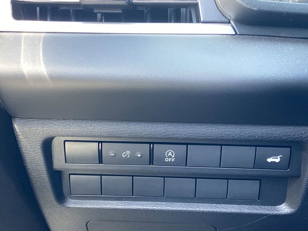 New 2026 Mitsubishi Outlander AWD image 14