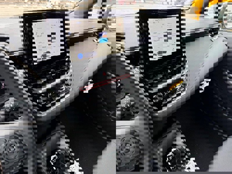 New 2026 Toyota Corolla SE image 25