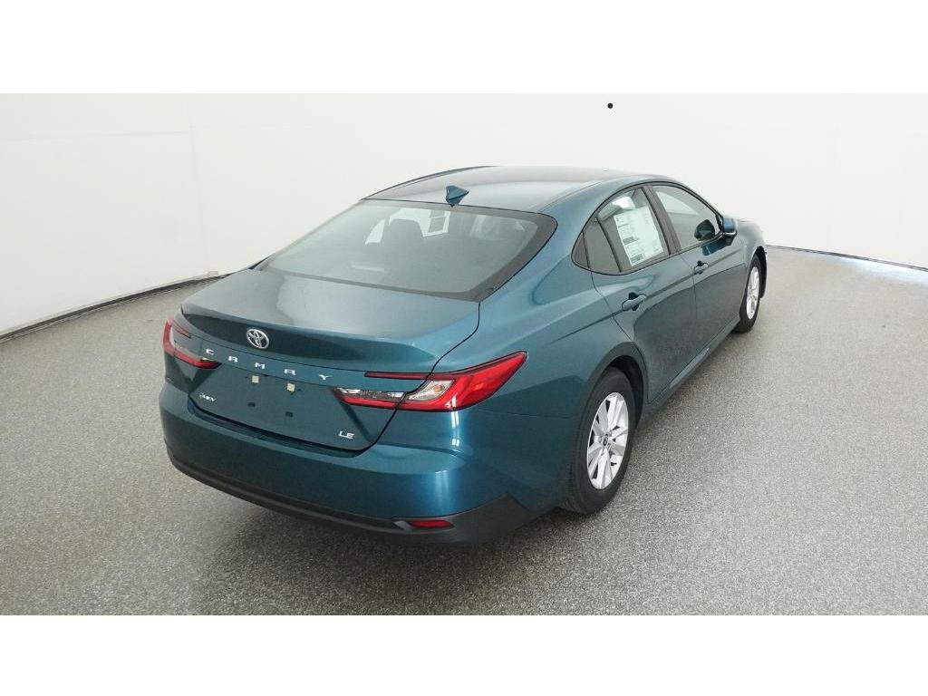 Used 2025 Toyota Camry LE FWD image 10