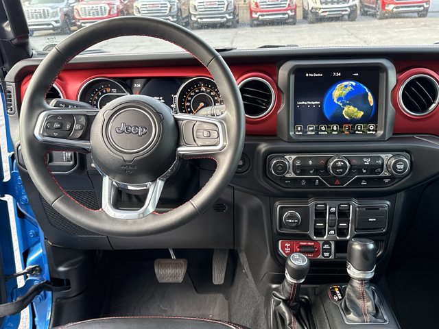Used 2023 Jeep Gladiator Rubicon w/ Cold Weather Group AWD/4WD image 7