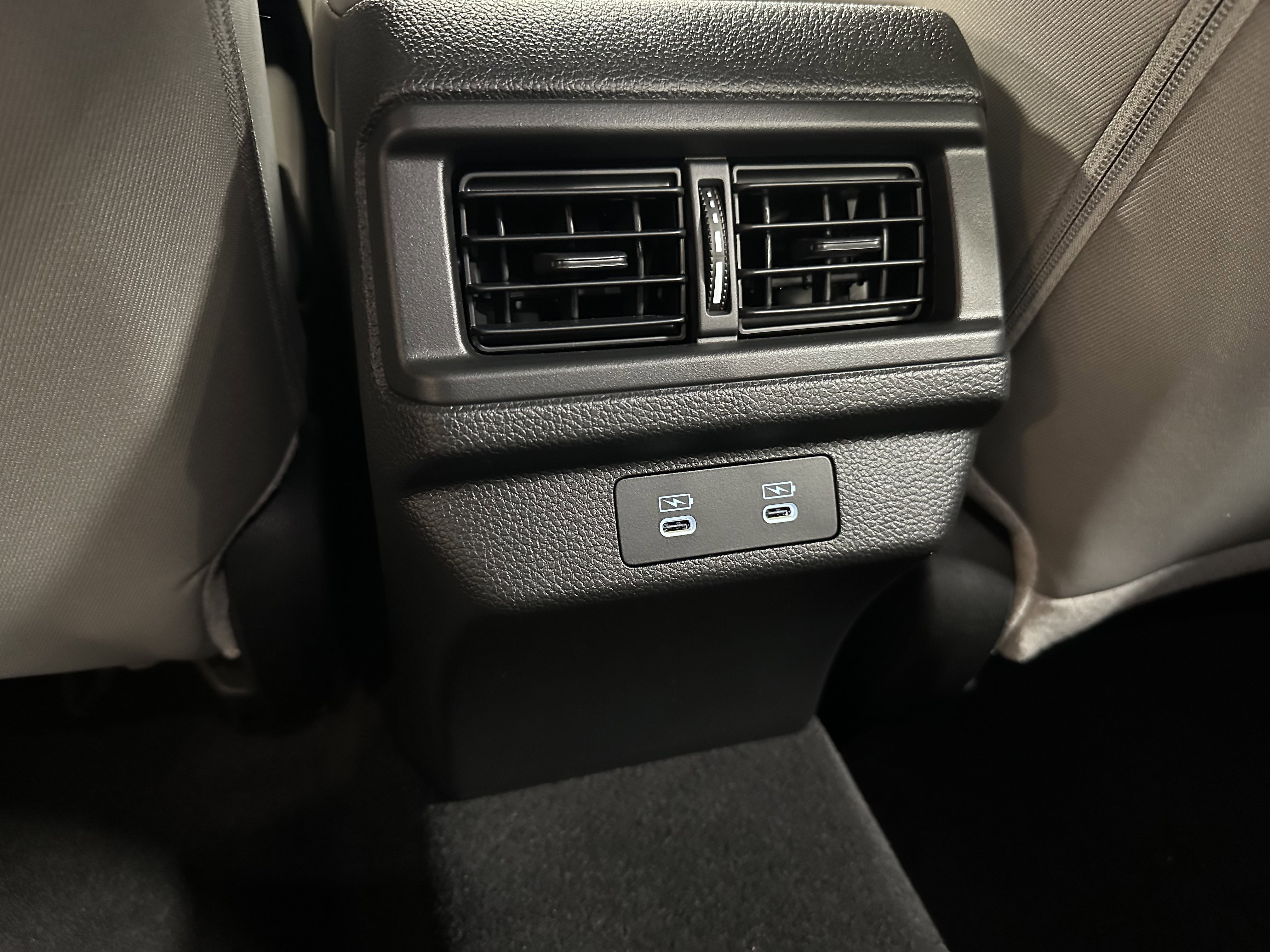 New 2025 Honda Accord SE image 18