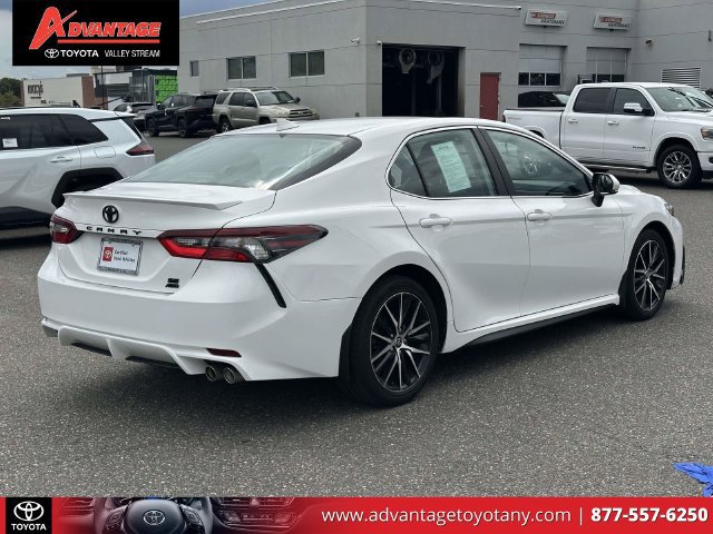Used 2023 Toyota Camry SE w/ Convenience Package AWD/4WD image 7