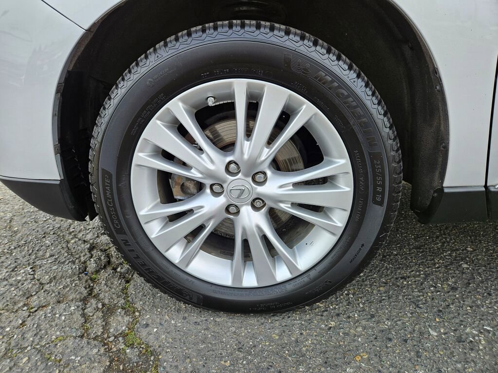 Used 2012 Lexus RX 450h AWD w/ Luxury Pkg image 8