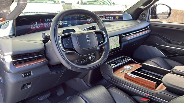 New 2025 Lincoln Navigator L Black Label image 26
