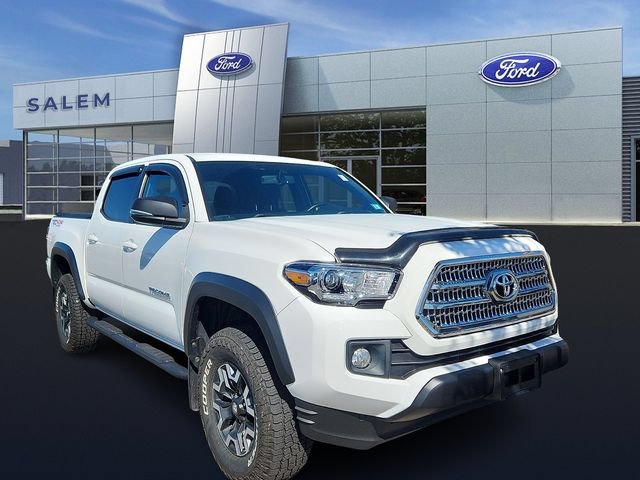 Used 2017 Toyota Tacoma TRD Off-Road w/ Tow Package (A/T)