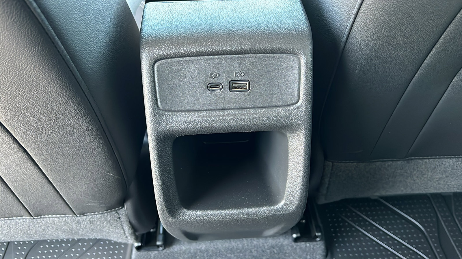 New 2025 Chevrolet Trax LT w/ Driver Confidence Package image 14