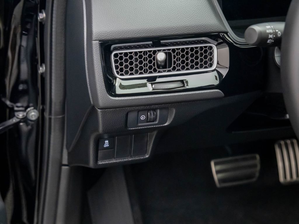 Used 2026 Honda Civic Sport Touring image 19