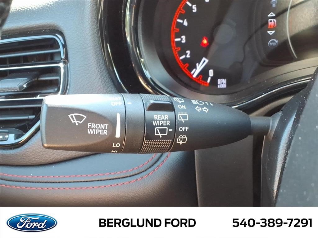 Used 2024 Dodge Durango GT AWD/4WD image 35