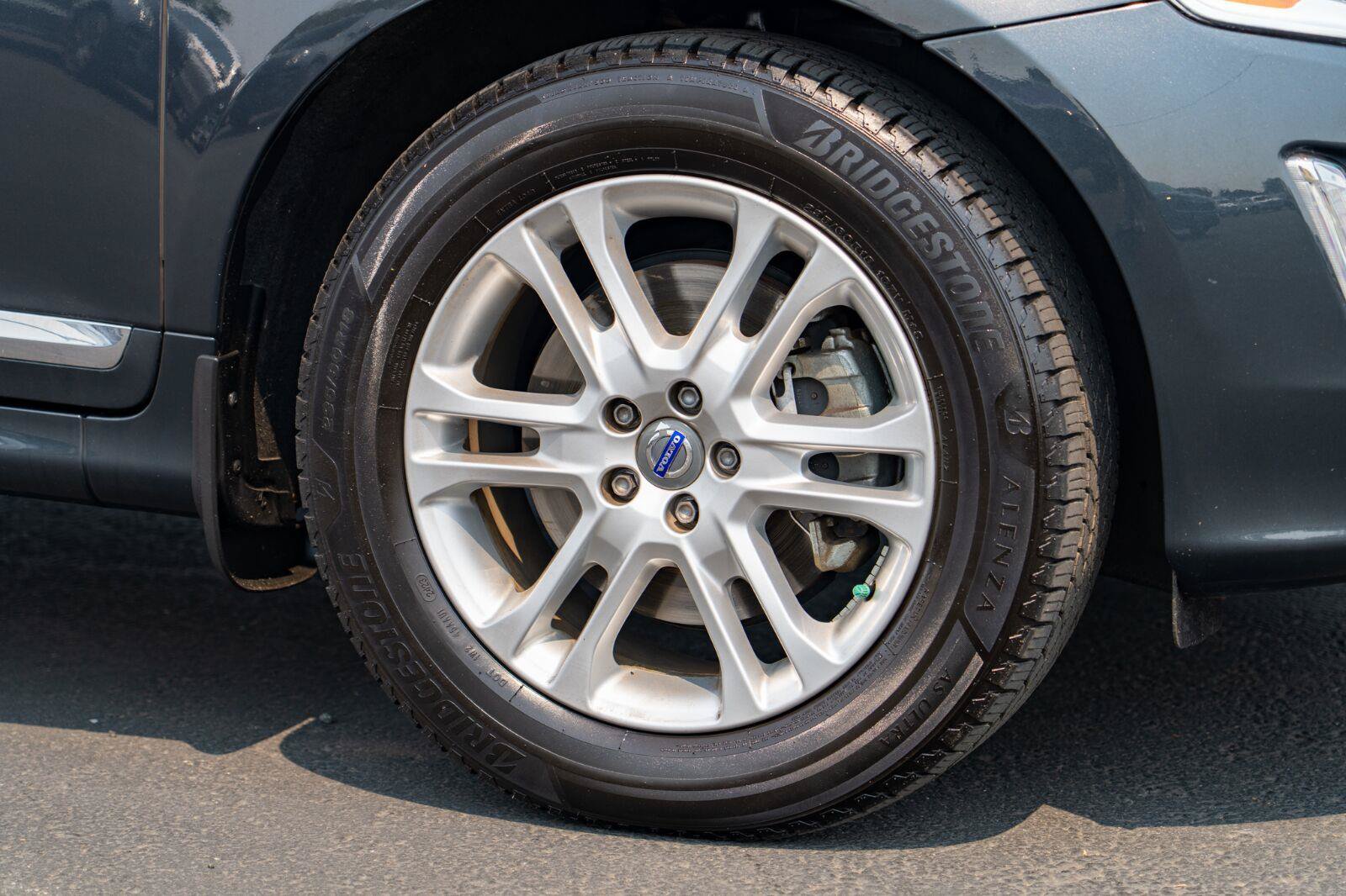 Used 2015 Volvo XC60 T5 AWD/4WD image 6