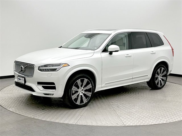 Certified 2025 Volvo XC90 B6 Ultra w/ Lounge Package
