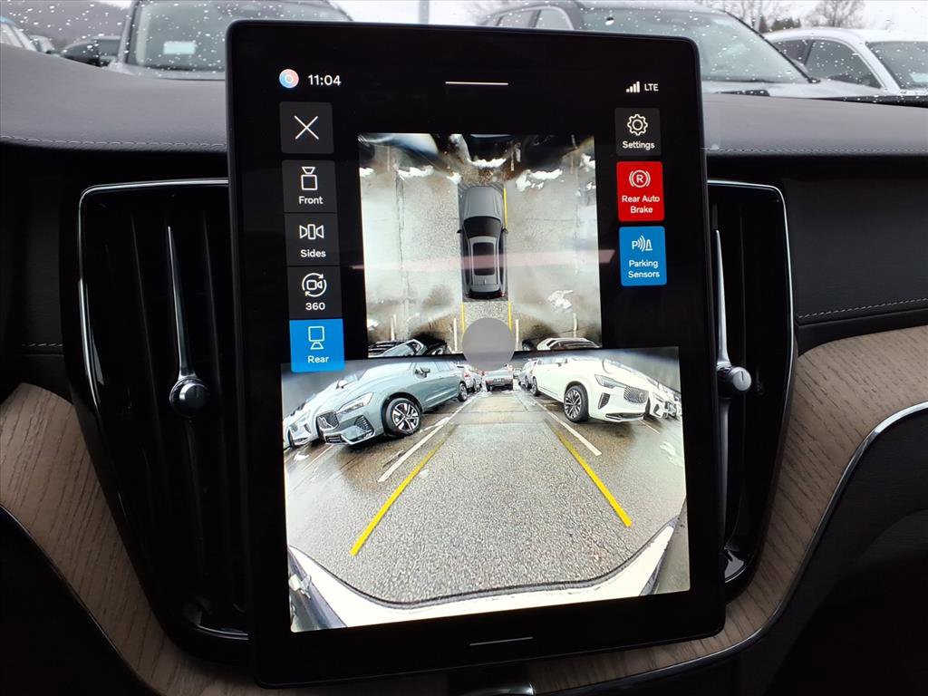 New 2026 Volvo XC60 B5 Ultra w/ Protection Package Premier image 7