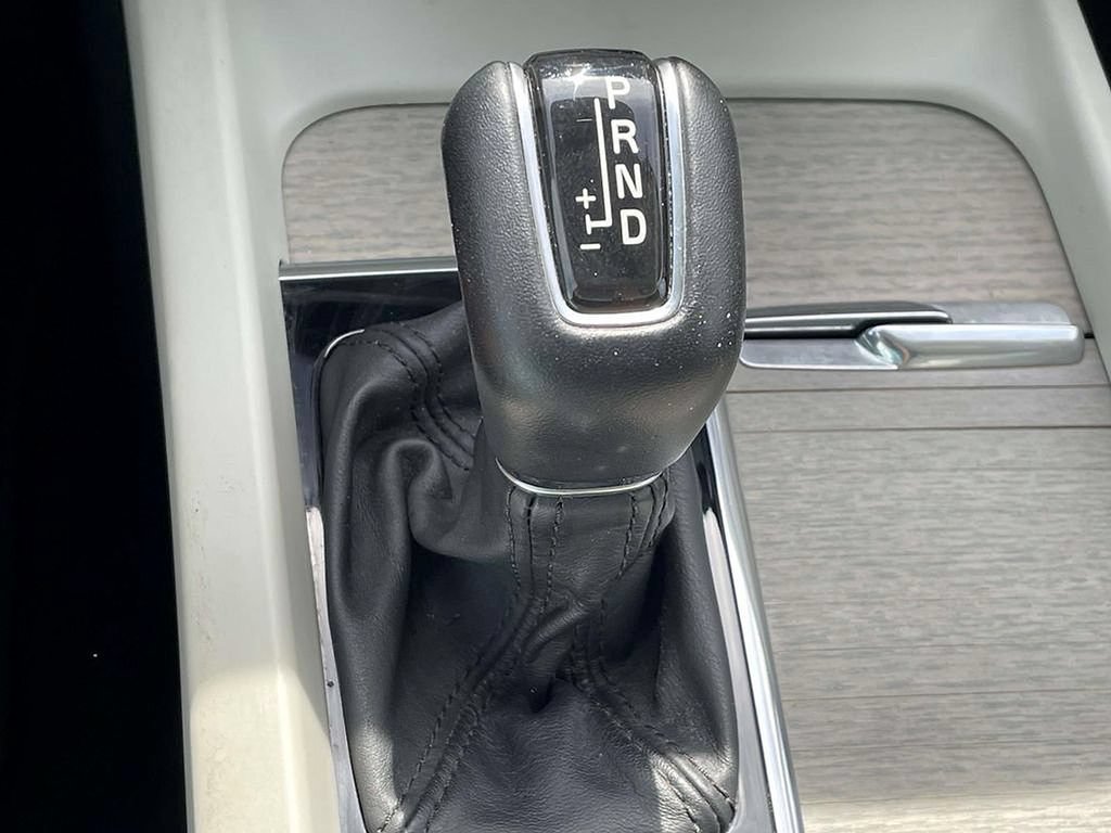Used 2018 Volvo XC60 T5 Inscription w/ Convenience Package AWD/4WD image 28