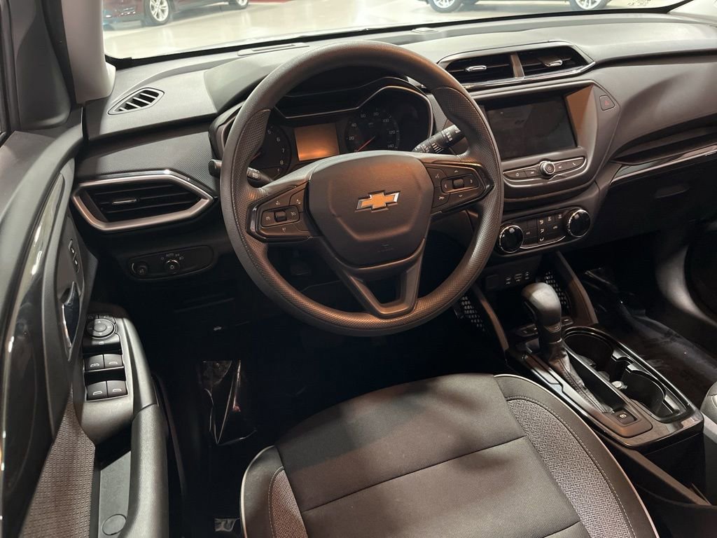 Certified 2023 Chevrolet TrailBlazer LS AWD/4WD image 17