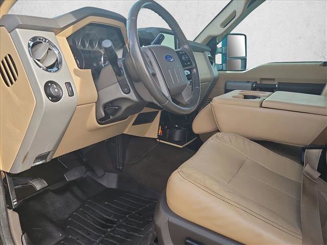 Used 2015 Ford F250 Lariat image 9
