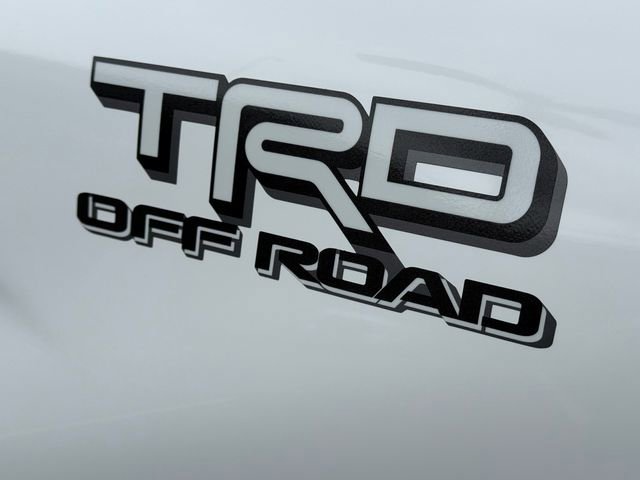 Certified 2025 Toyota Tacoma TRD Off-Road image 38