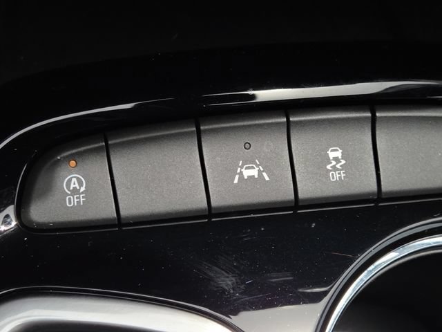 Used 2023 Buick Encore GX Select w/ Sport Touring Package FWD image 8