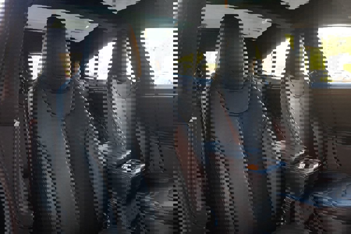 Used 2014 Tesla Model S 85 image 17