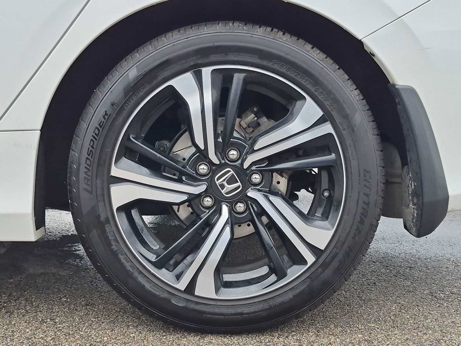 Used 2018 Honda Civic Touring image 14