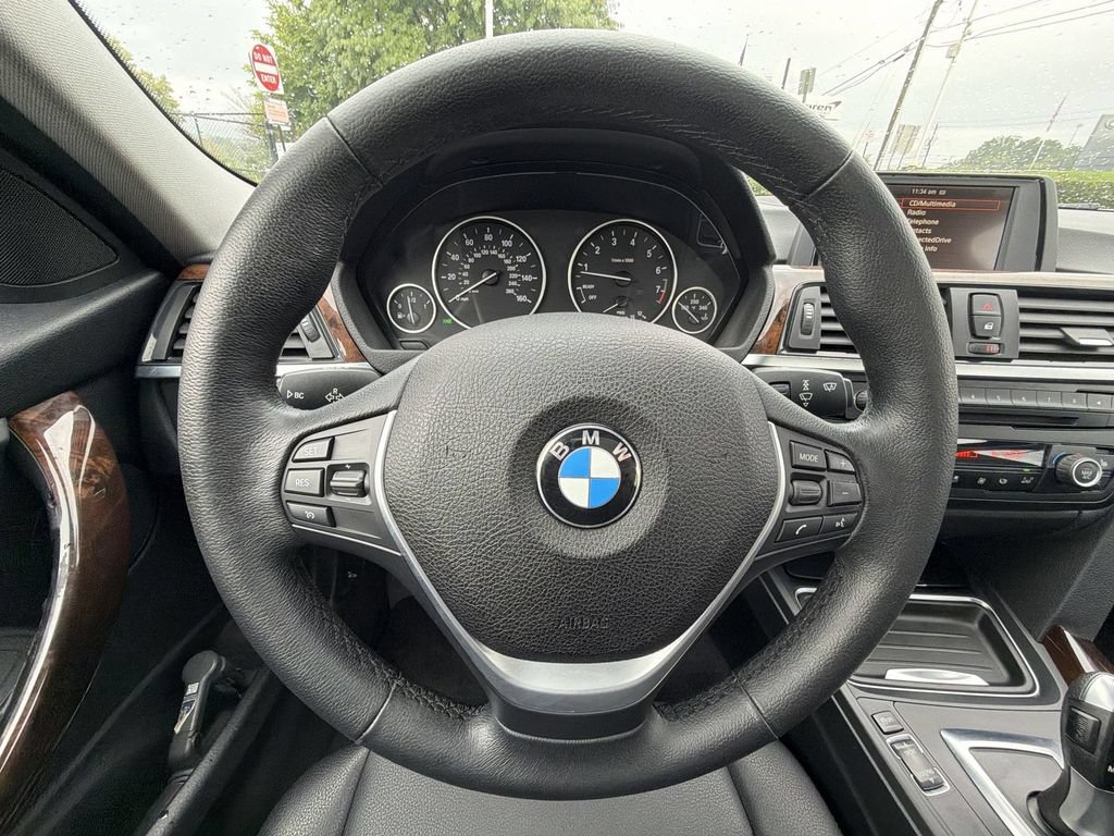 Used 2014 BMW 328i xDrive Sedan AWD/4WD image 23