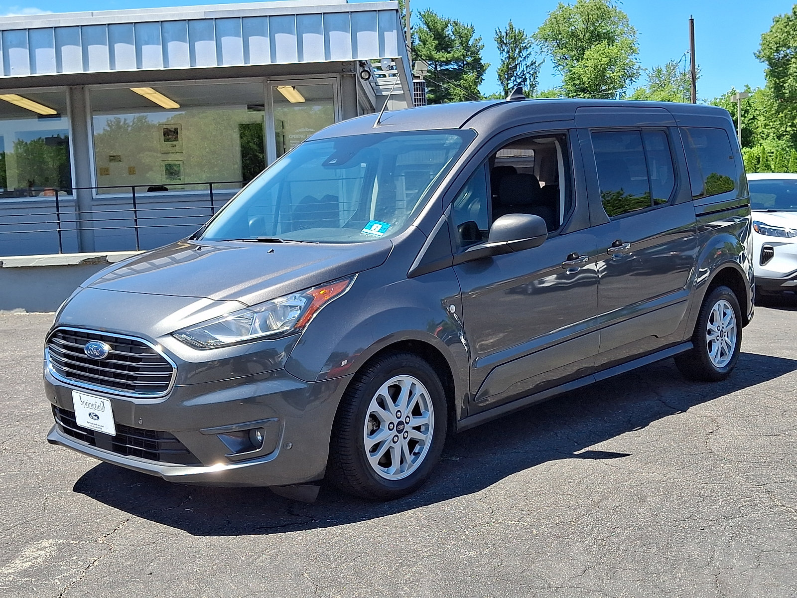 Used 2021 Ford Transit Connect XLT FWD image 3