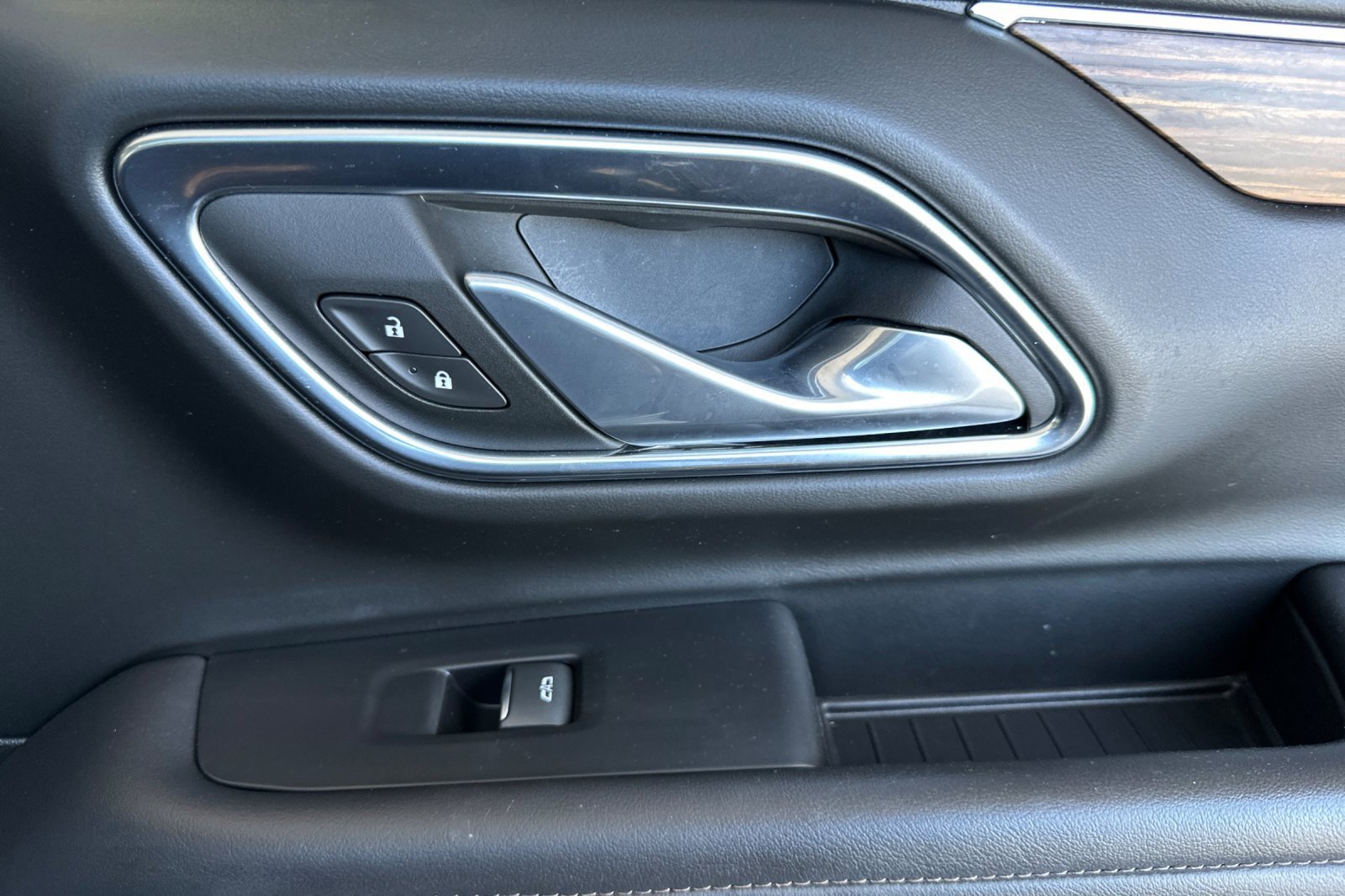 Used 2024 Chevrolet Tahoe High Country w/ Premium Package image 20