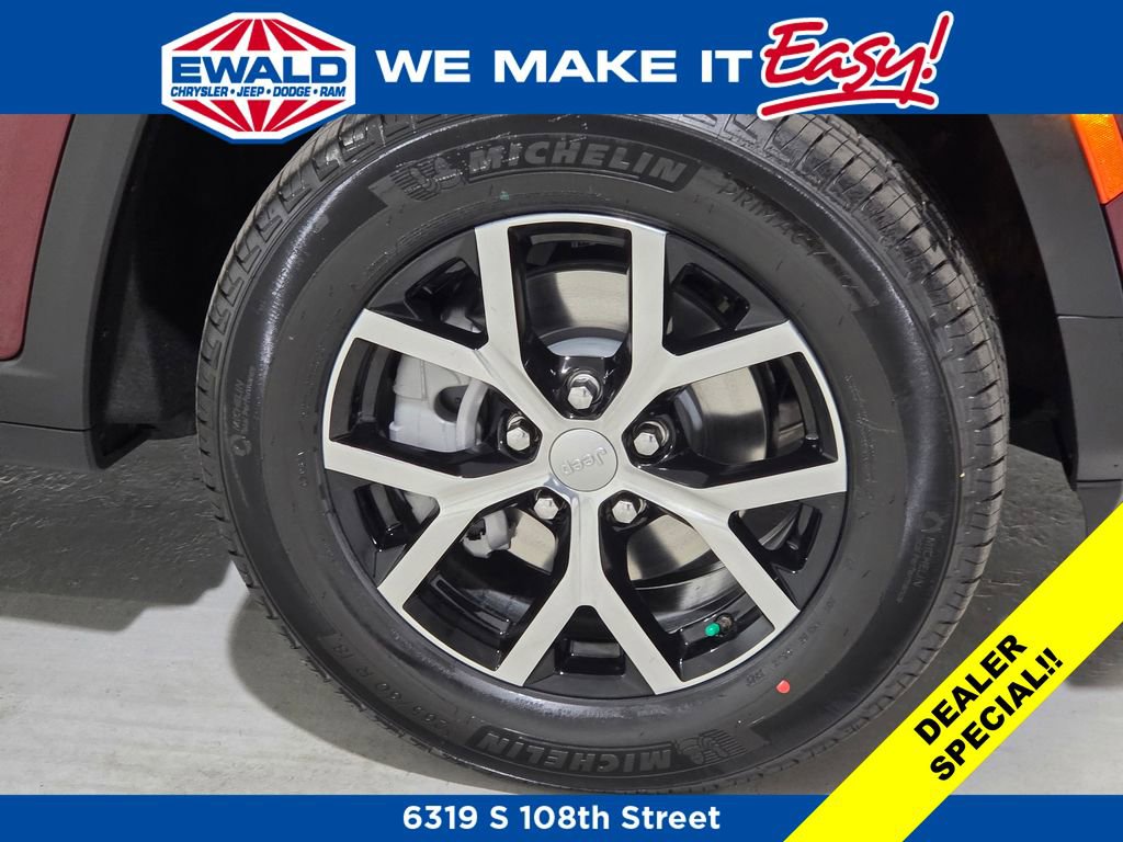 New 2025 Jeep Grand Cherokee Limited w/ Luxury Tech Group II image 13