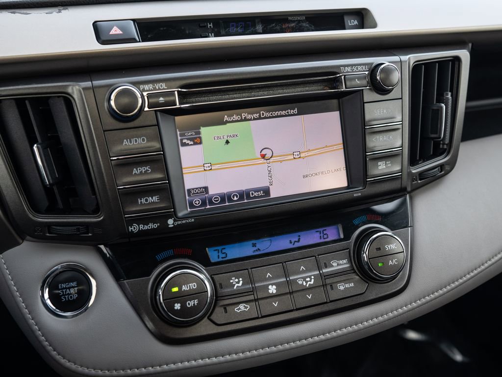 Used 2014 Toyota RAV4 Limited w/ Technology Package AWD/4WD image 26