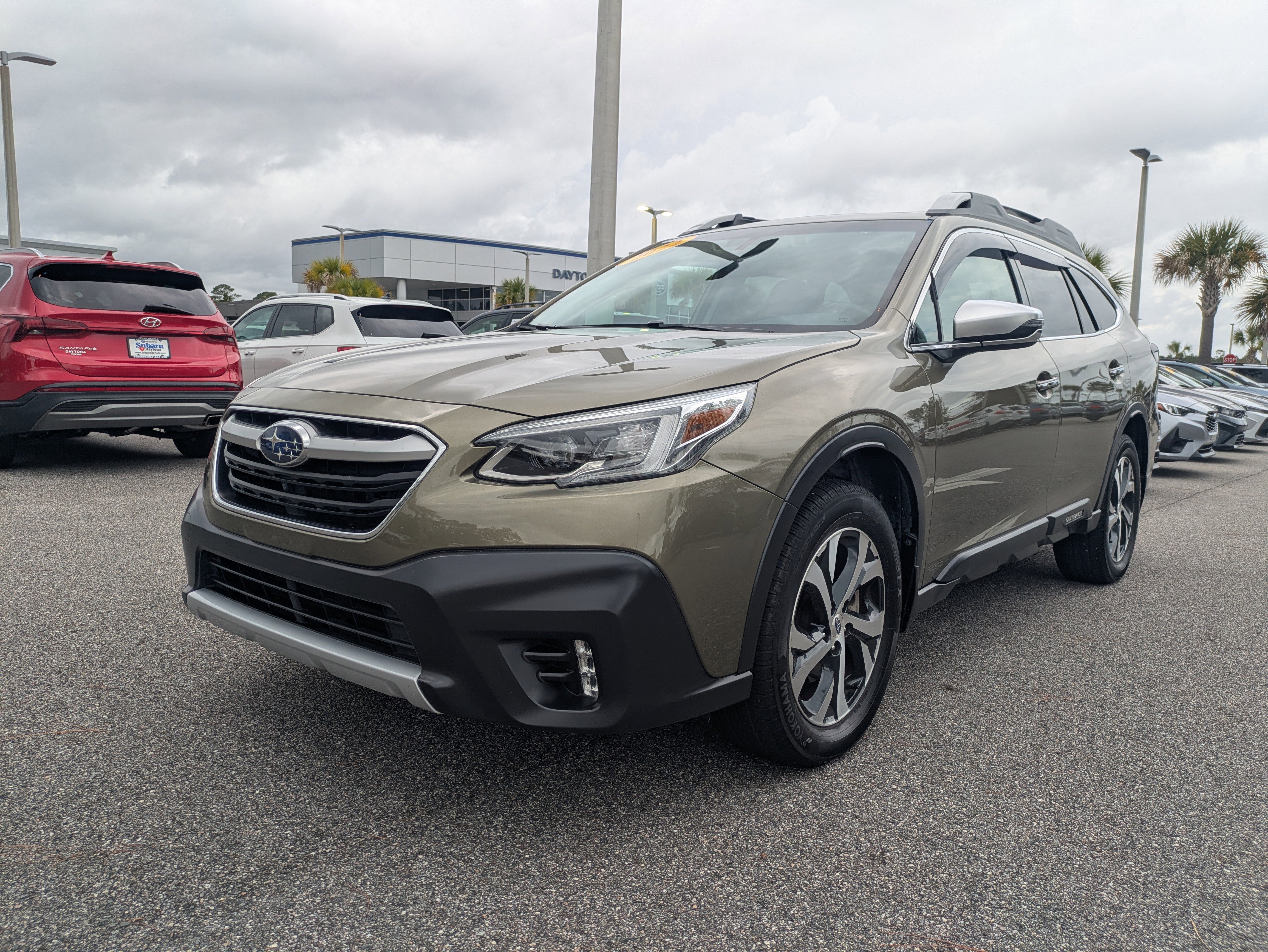 Certified 2022 Subaru Outback Touring XT w/ Popular Package #2 image 8
