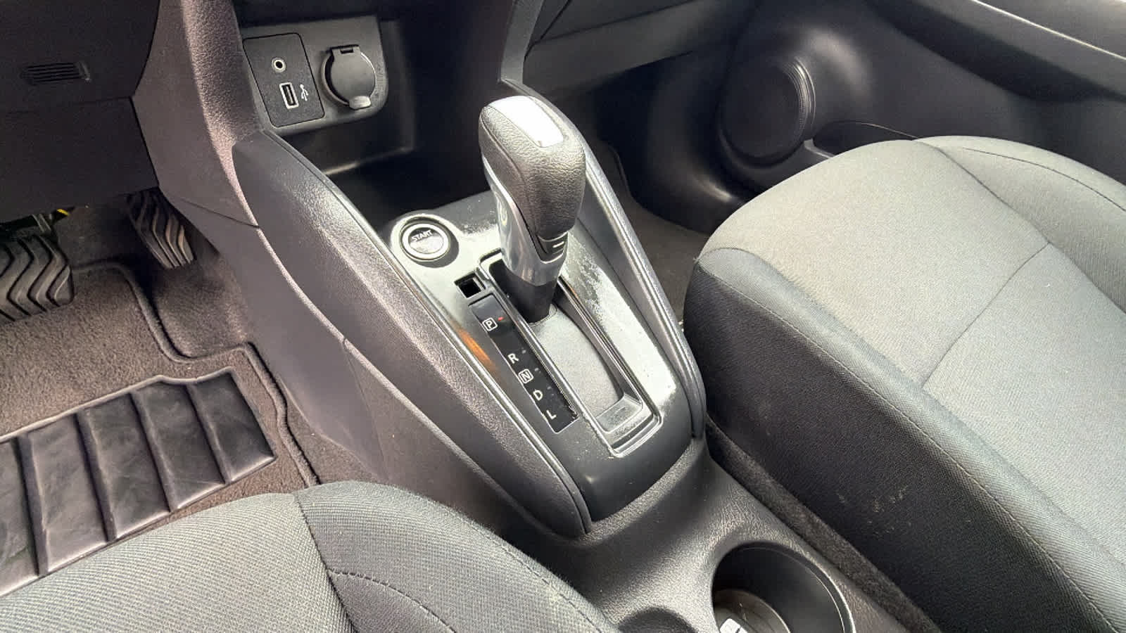 Used 2024 Nissan Kicks S FWD image 13