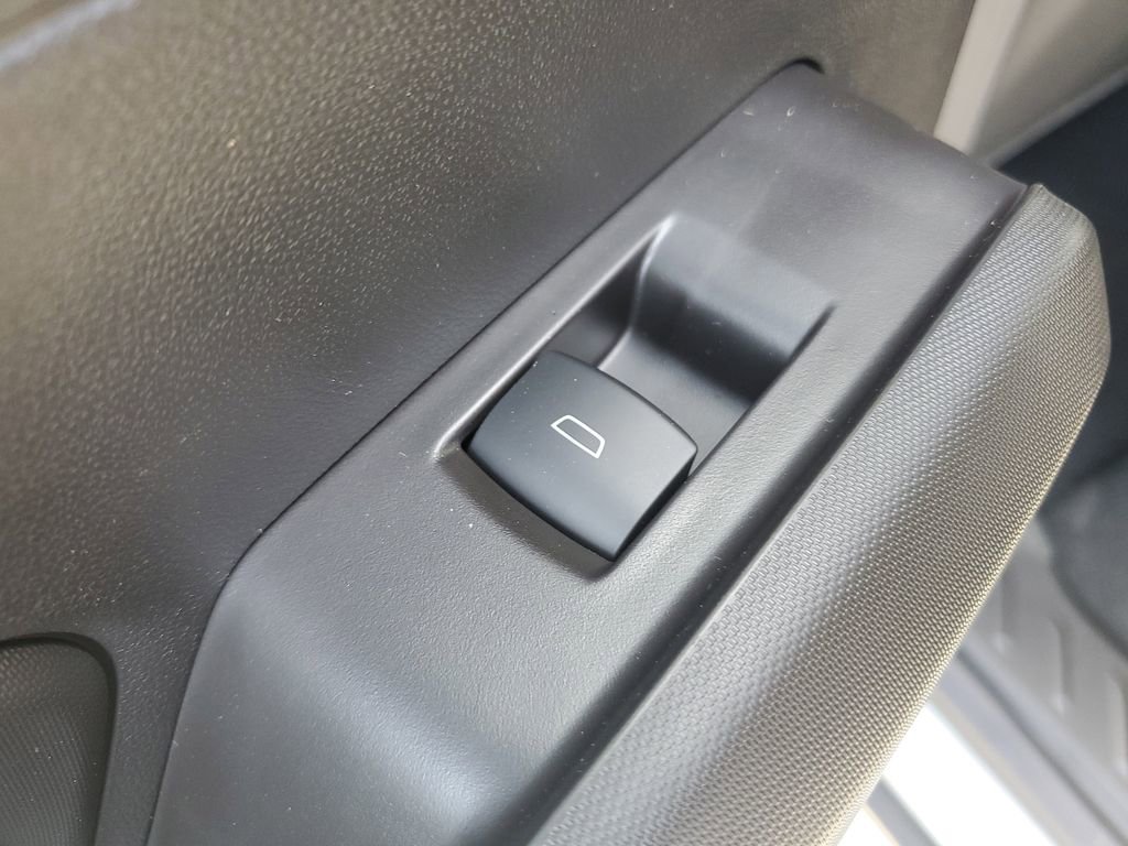 New 2026 Chevrolet Colorado W/T image 15