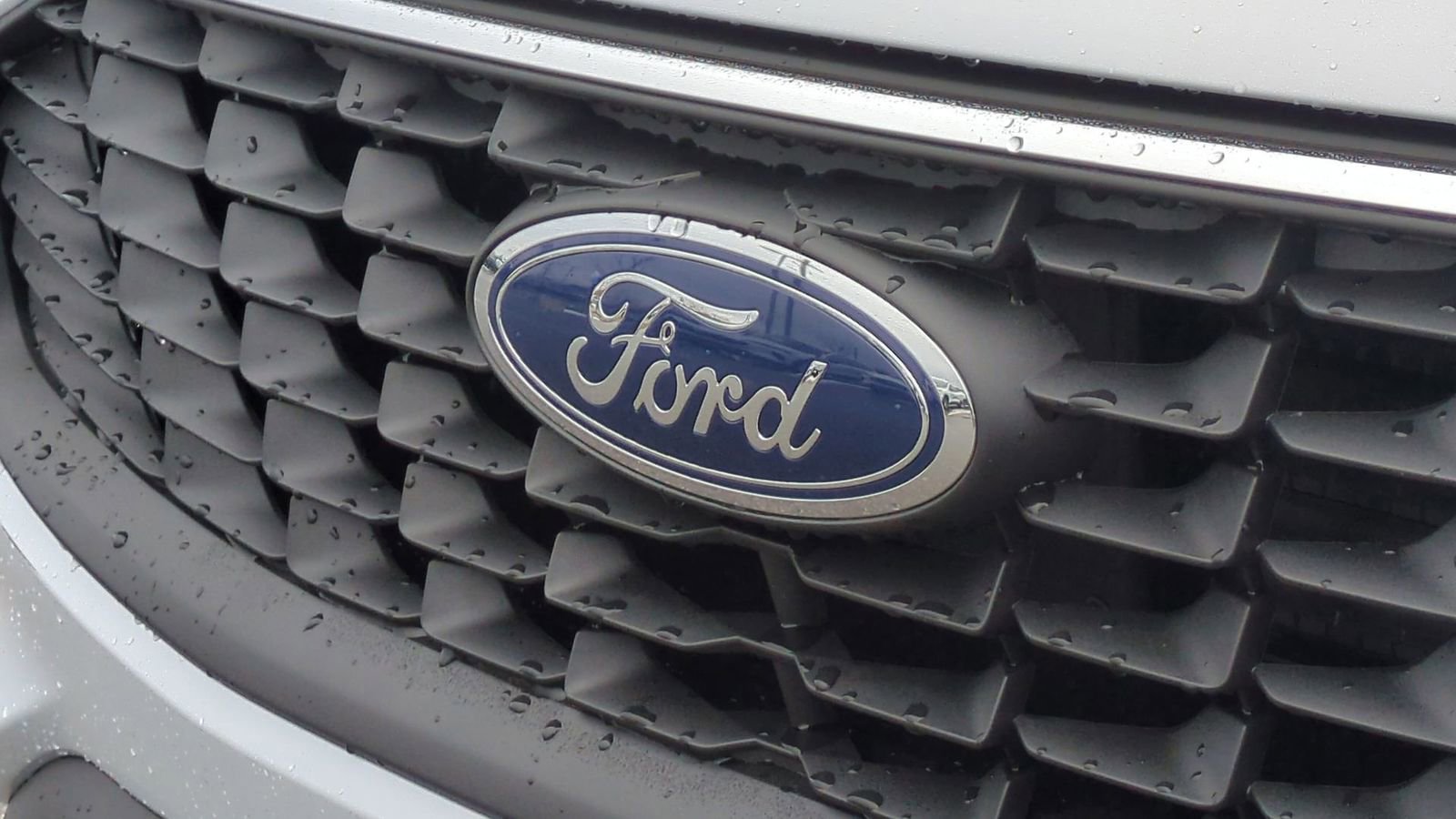 New 2026 Ford Escape SE w/ Class II Trailer Tow Package image 12