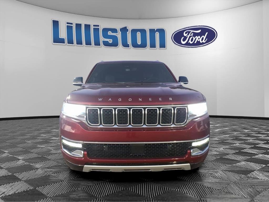 Used 2024 Jeep Wagoneer Series II w/ Flexible Seating Group image 7