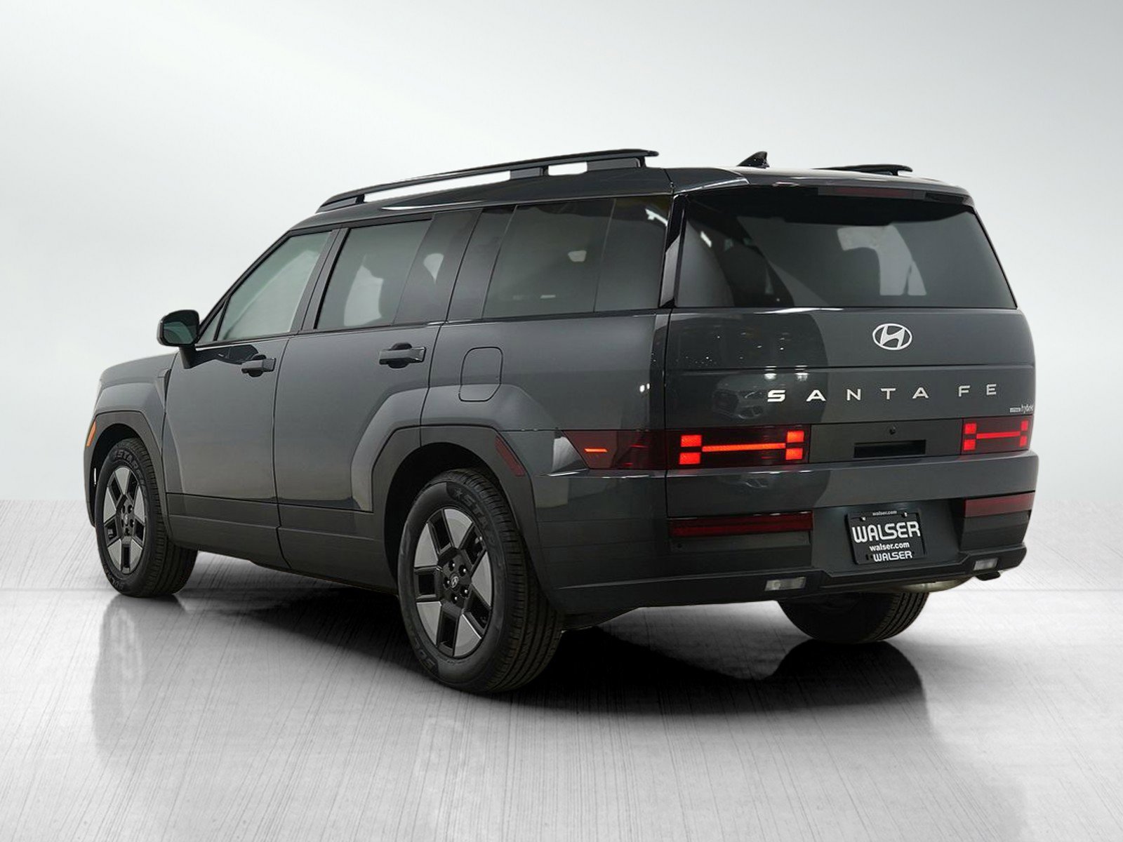 Used 2025 Hyundai Santa Fe SEL image 3