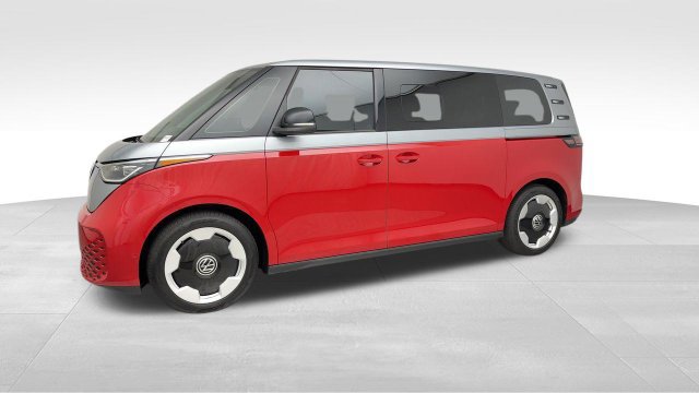Certified 2025 Volkswagen ID. Buzz Pro S Plus AWD/4WD image 7