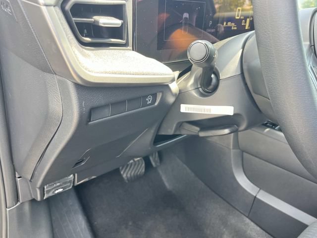 New 2026 Nissan Kicks S FWD image 23