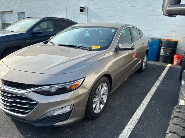 Used 2025 Chevrolet Malibu LT FWD image 6
