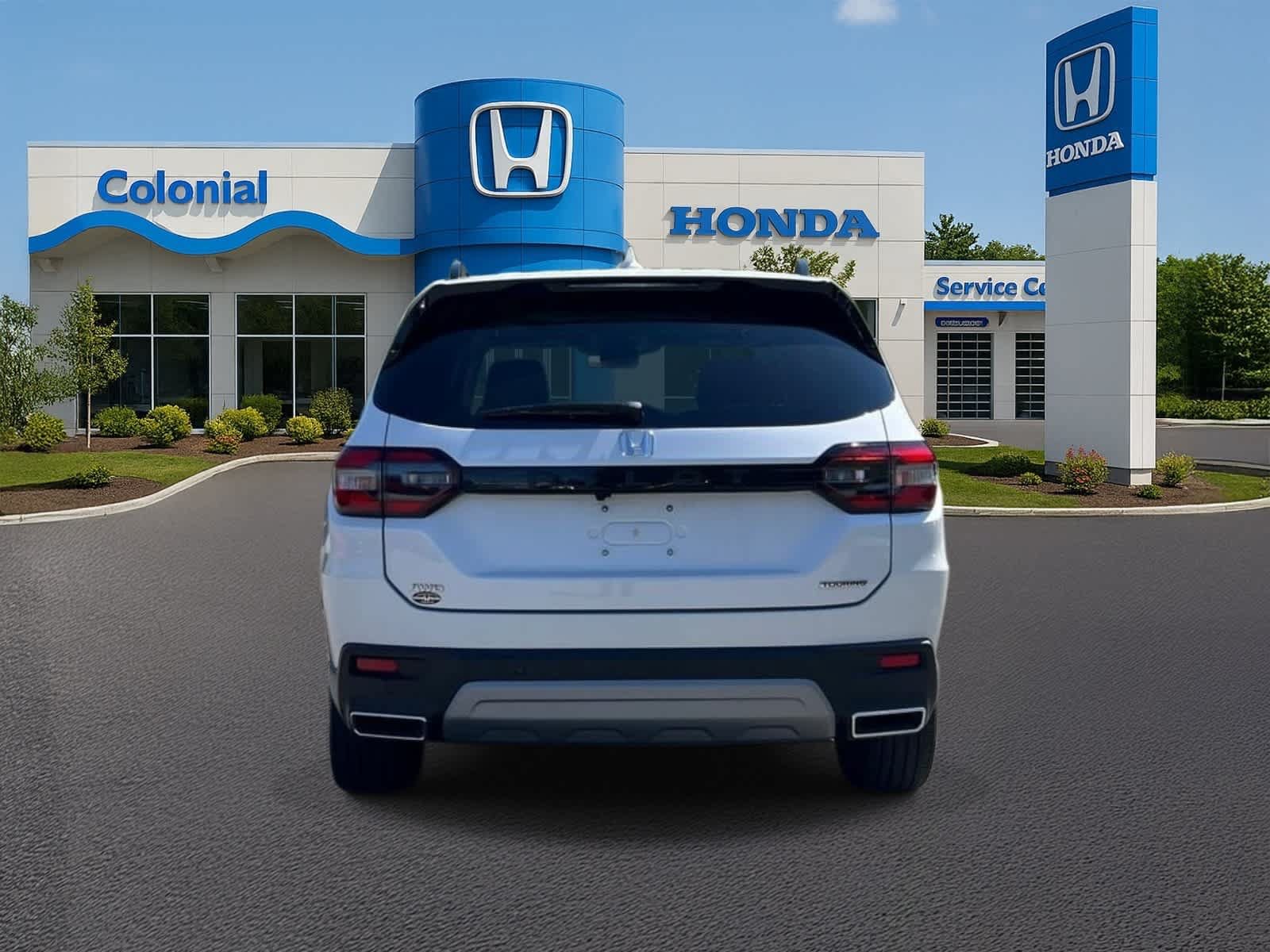 Used 2023 Honda Pilot Touring image 5