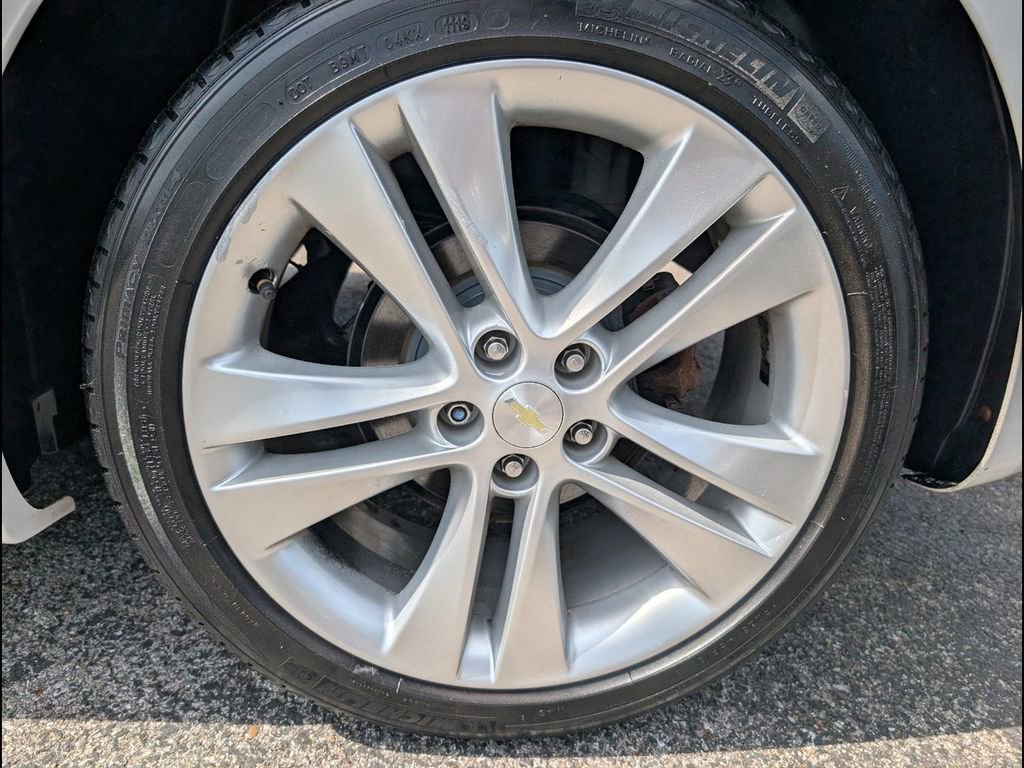 Used 2014 Chevrolet Cruze LTZ w/ RS Package image 25