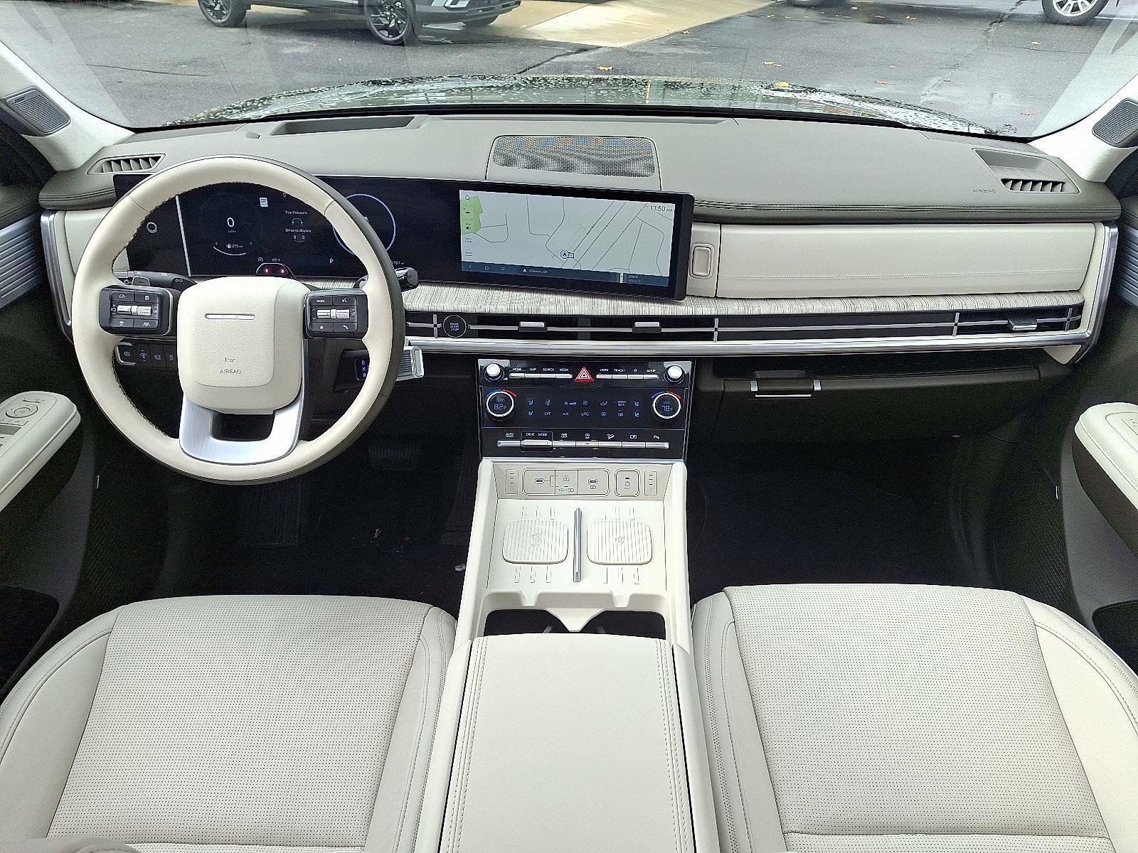 Used 2024 Hyundai Santa Fe Calligraphy image 11