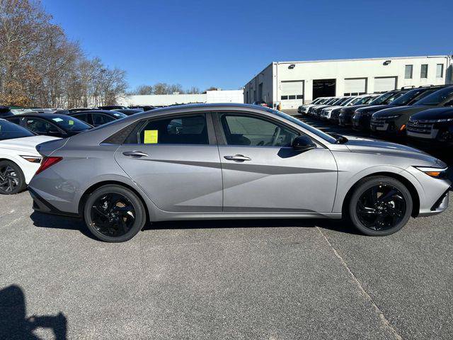 New 2026 Hyundai Elantra SEL Sport Premium w/ Cargo Package FWD image 2