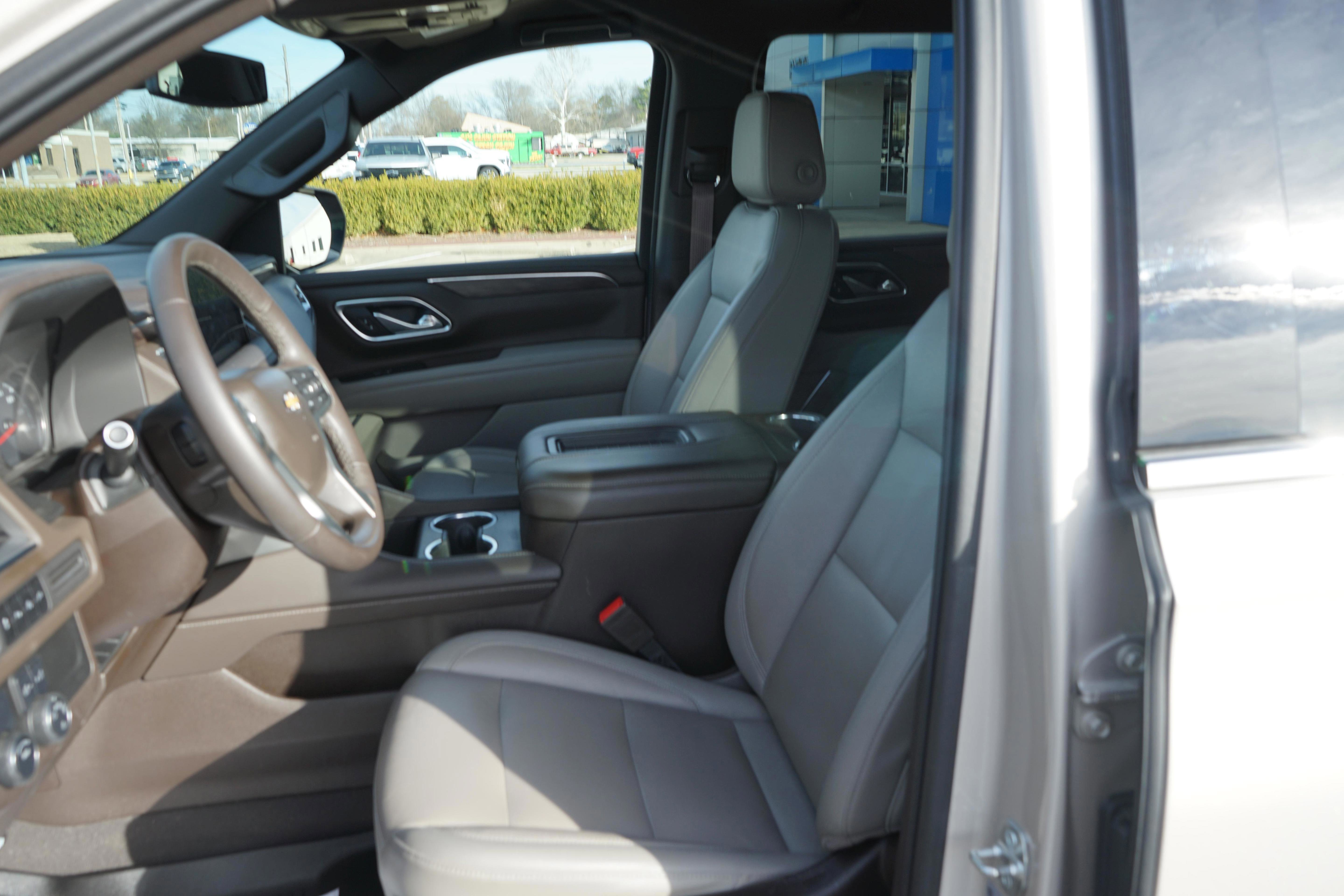 Used 2021 Chevrolet Tahoe LT RWD image 9