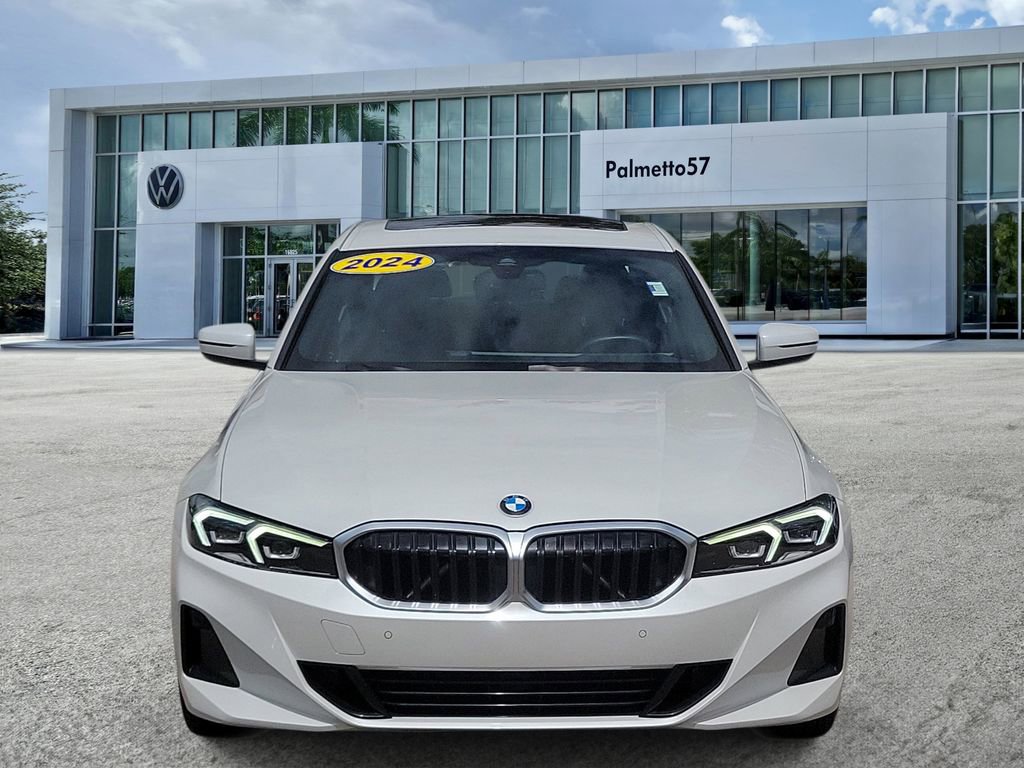 Used 2025 BMW 330i Sedan RWD image 2