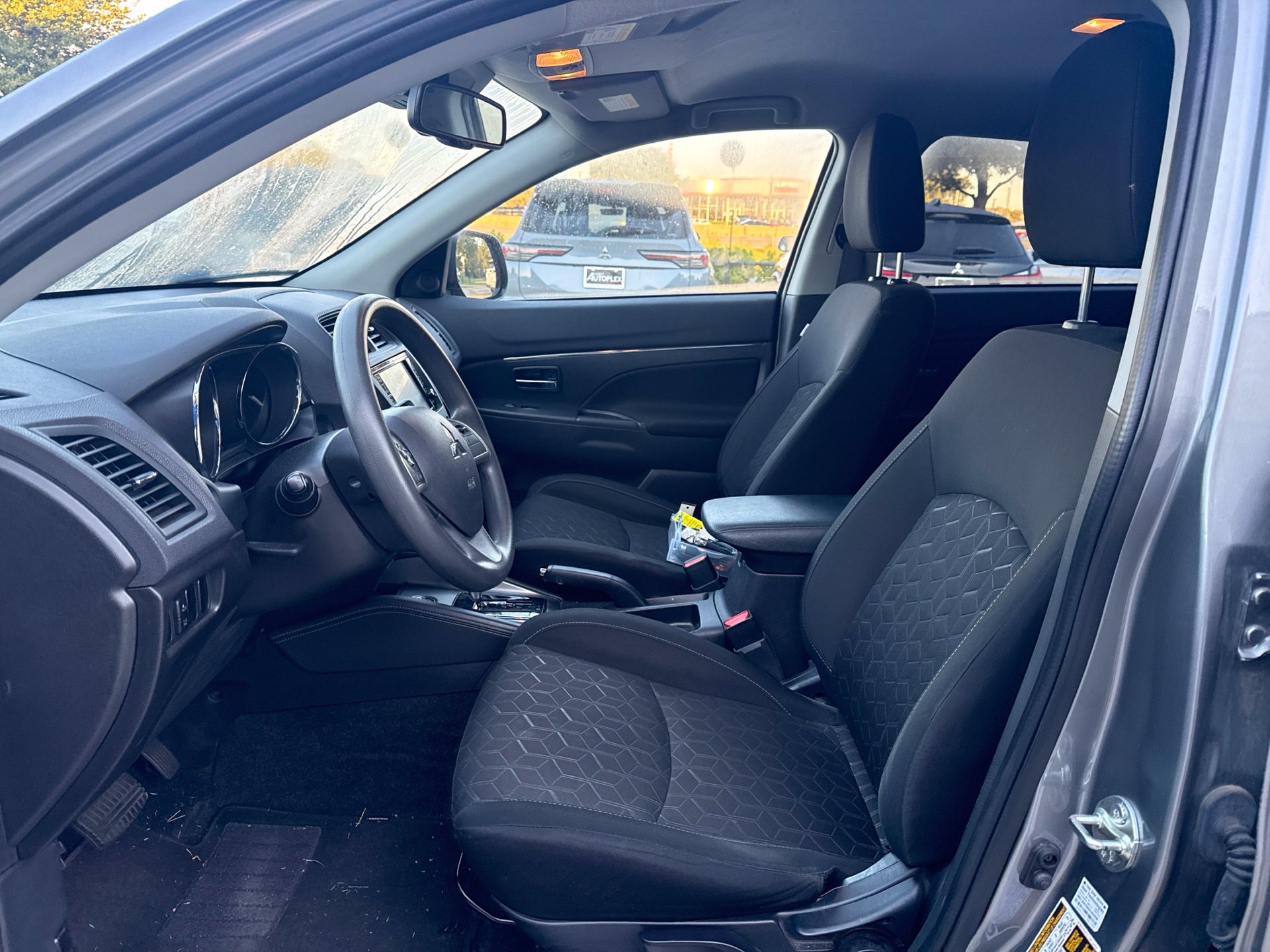 Used 2023 Mitsubishi Outlander Sport ES AWD/4WD image 7