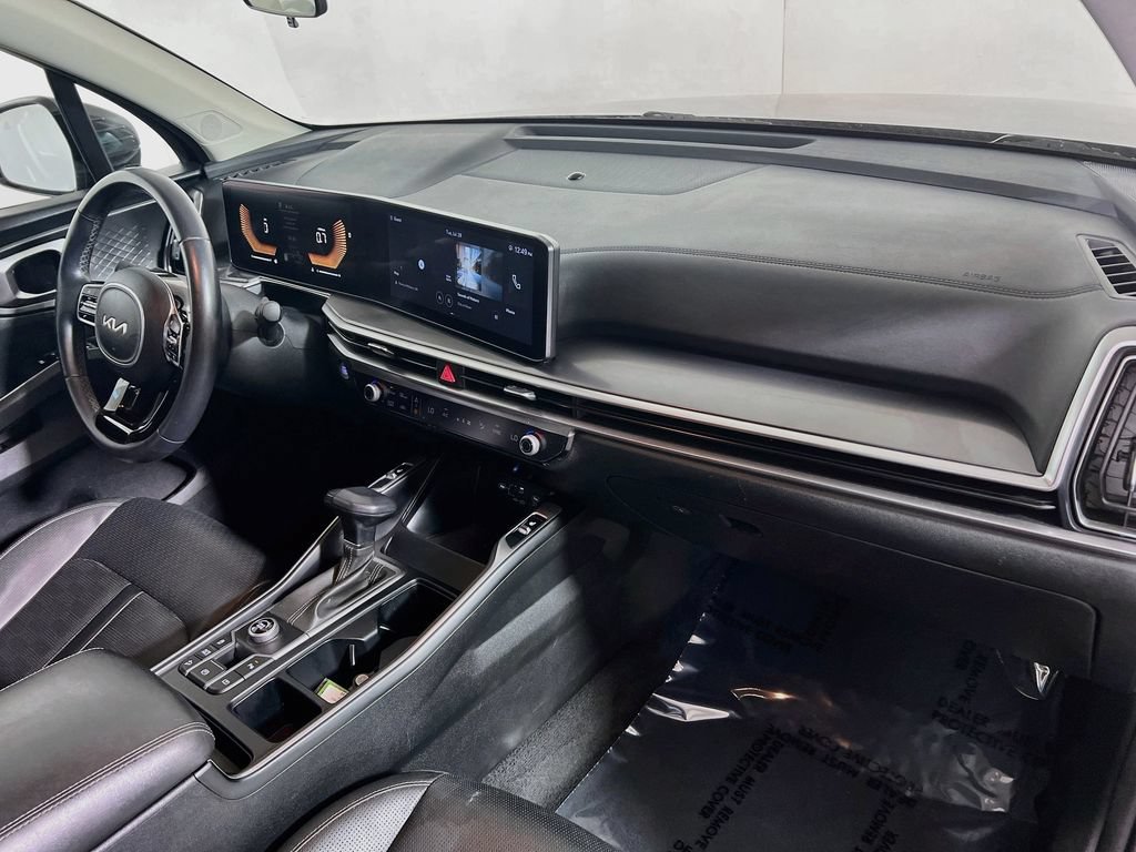 Used 2024 Kia Sorento S FWD image 25
