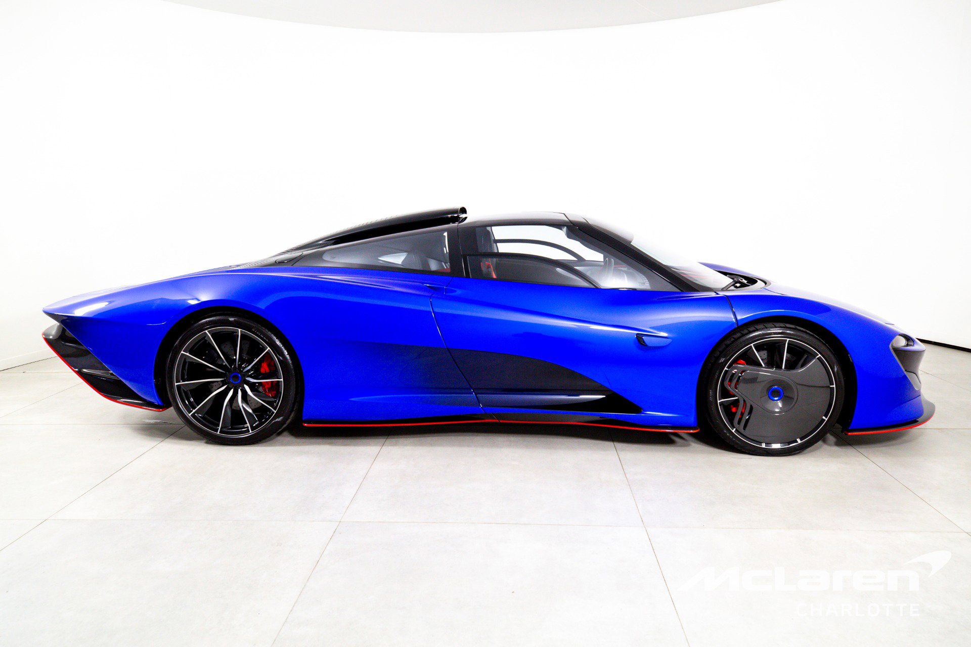 Used 2020 McLaren Speedtail RWD image 11