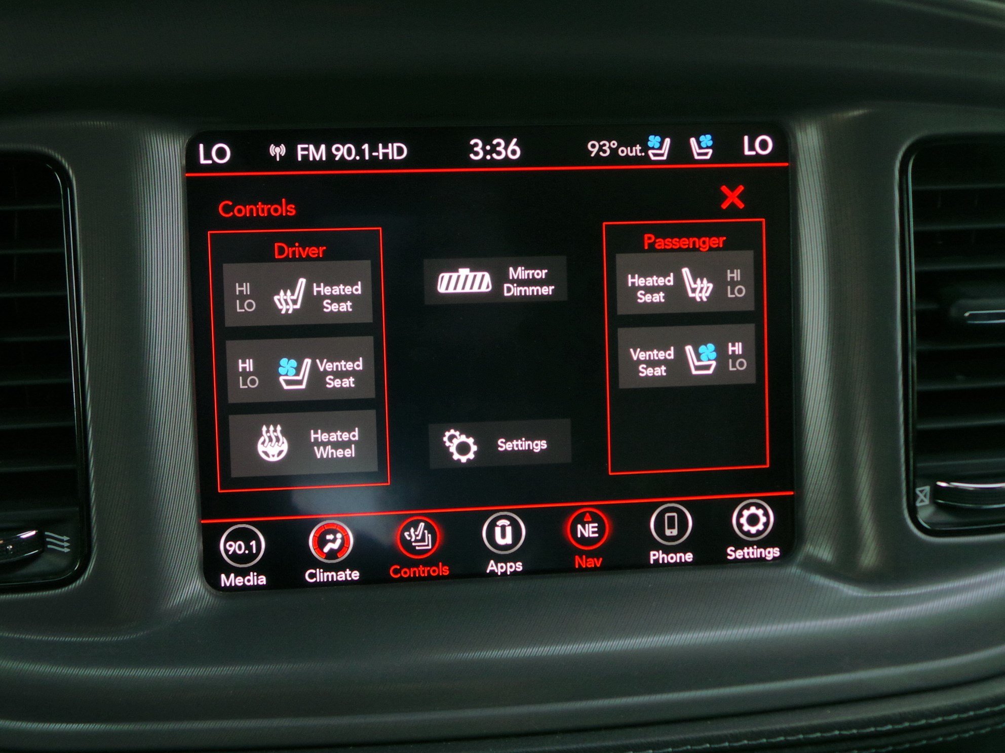 Used 2023 Dodge Charger R/T w/ Plus Group RWD image 10