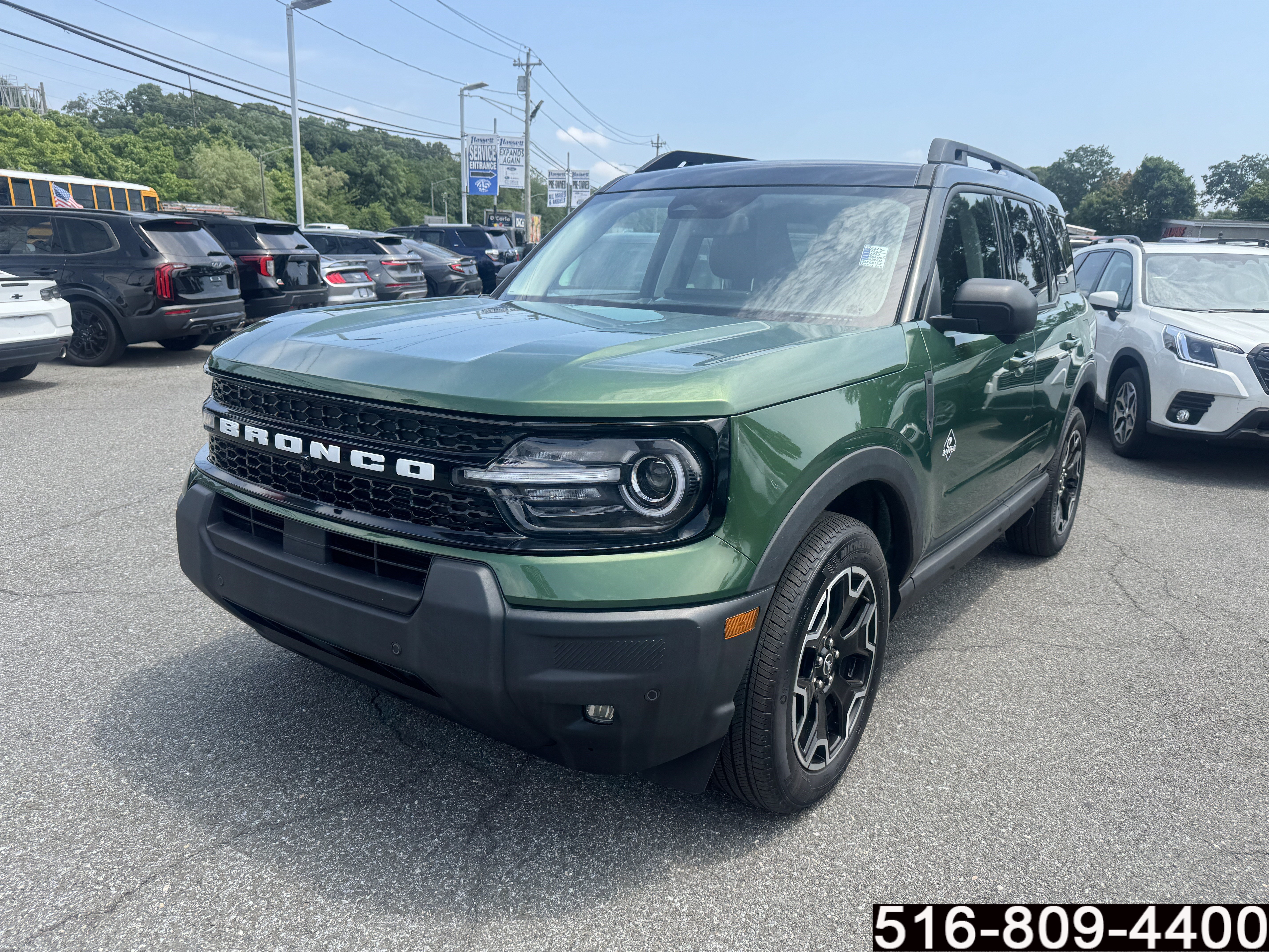 Used 2025 Ford Bronco Sport Outer Banks w/ Outer Banks Tech Package+ AWD/4WD image 8