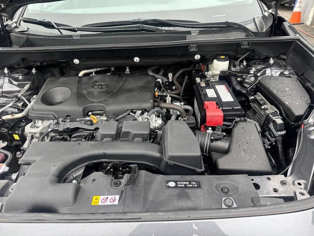 Used 2024 Toyota RAV4 LE FWD image 31