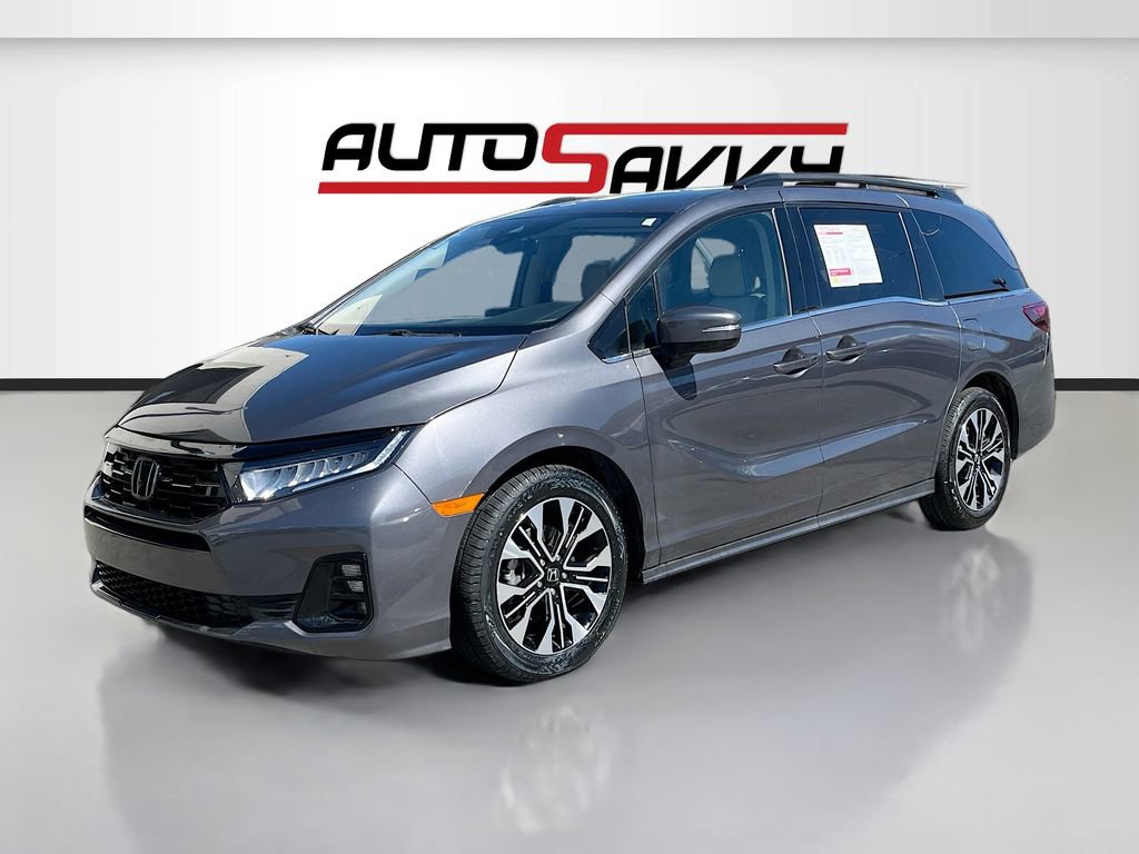 Used 2025 Honda Odyssey Elite image 3